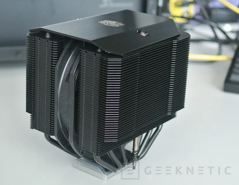 Geeknetic Cooler Master MasterAir MA624 Stealth Review 3