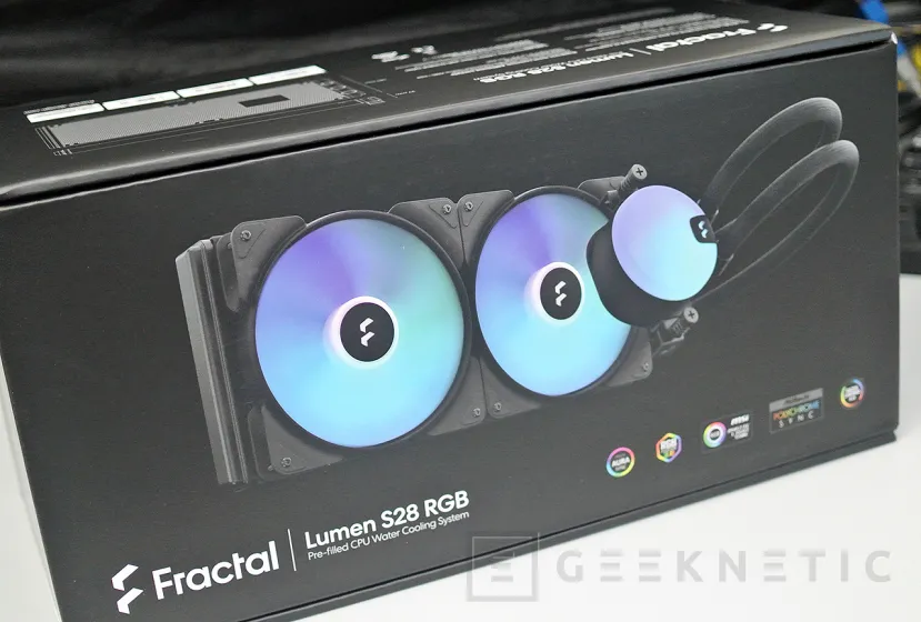 Geeknetic Fractal Design Lumen S28 RGB Review 1