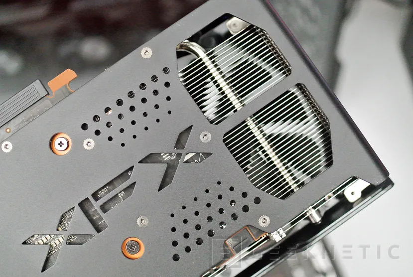 Geeknetic XFX AMD Radeon RX 6600 SWFT 210 Review 13