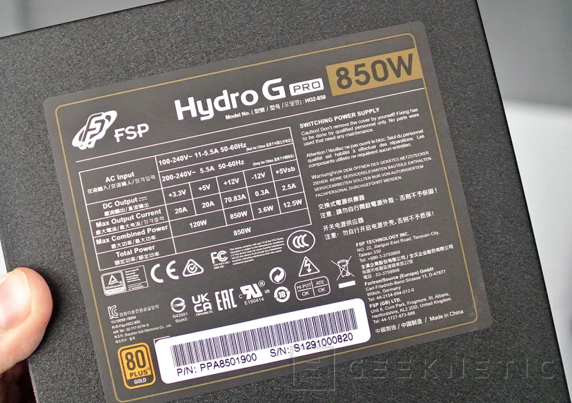 Geeknetic FSP Hydro G Pro 850W Review 3