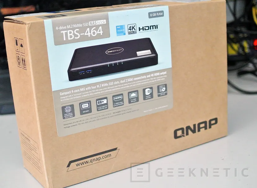 Geeknetic QNAP NASbook SSD M.2 NVMe TBS-464 Review 1