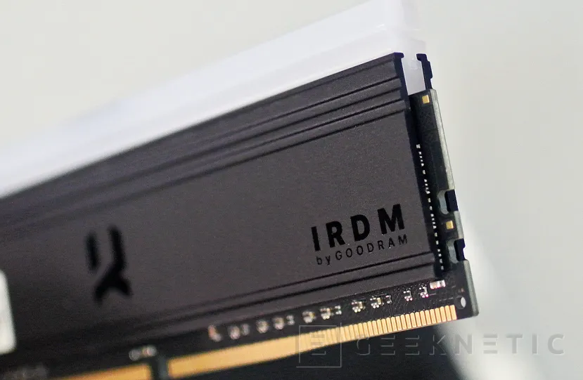 Geeknetic Goodram IRDM RGB DDR4 3600C18 Review 6