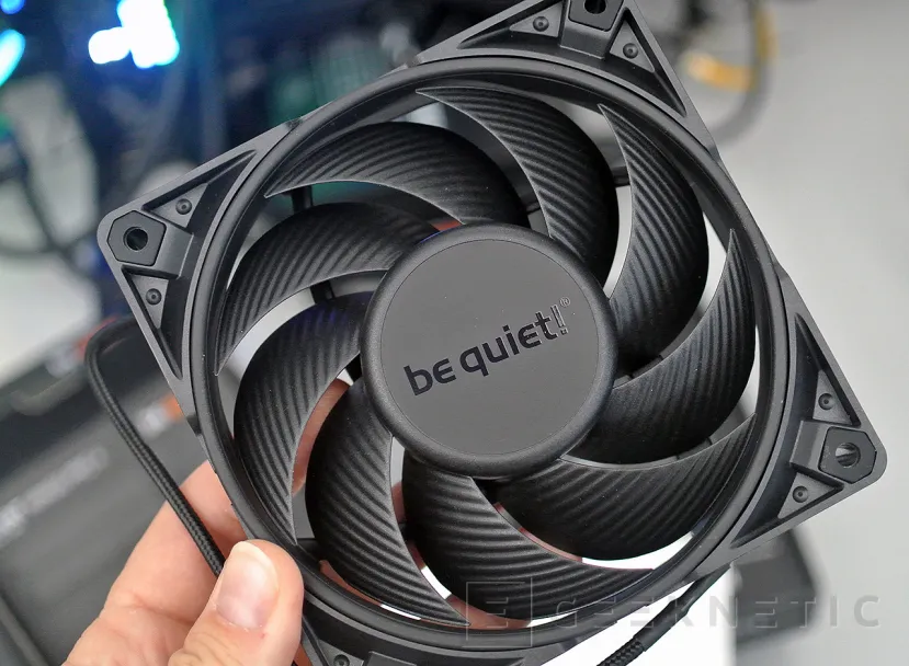 Geeknetic Be Quiet! Silent Wings Pro 4 Review 8