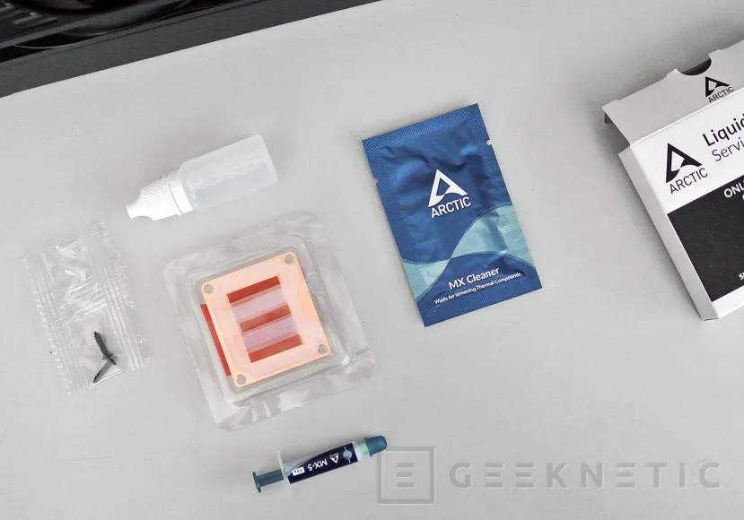 Geeknetic Cómo reparar tu kit de refrigeración Arctic Liquid Freezer II Series 5