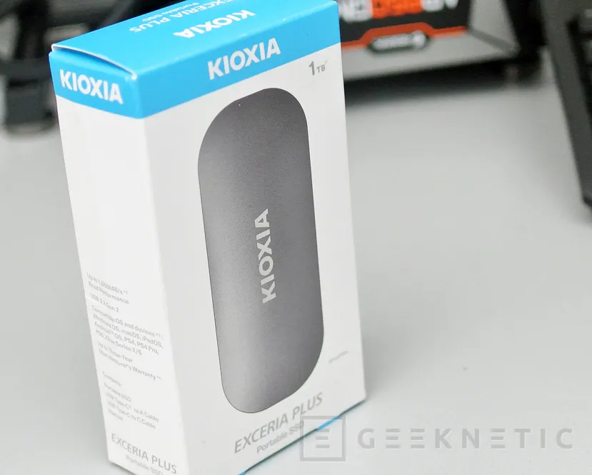 Geeknetic Kioxia SSD portátil EXCERIA PLUS Review 1
