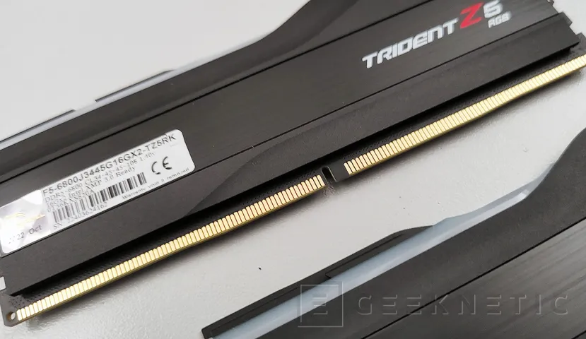 Geeknetic G.Skill Trident Z5 RGB DDR5 Intel XMP 3.0 32GB-6800MHz C34 Review 6