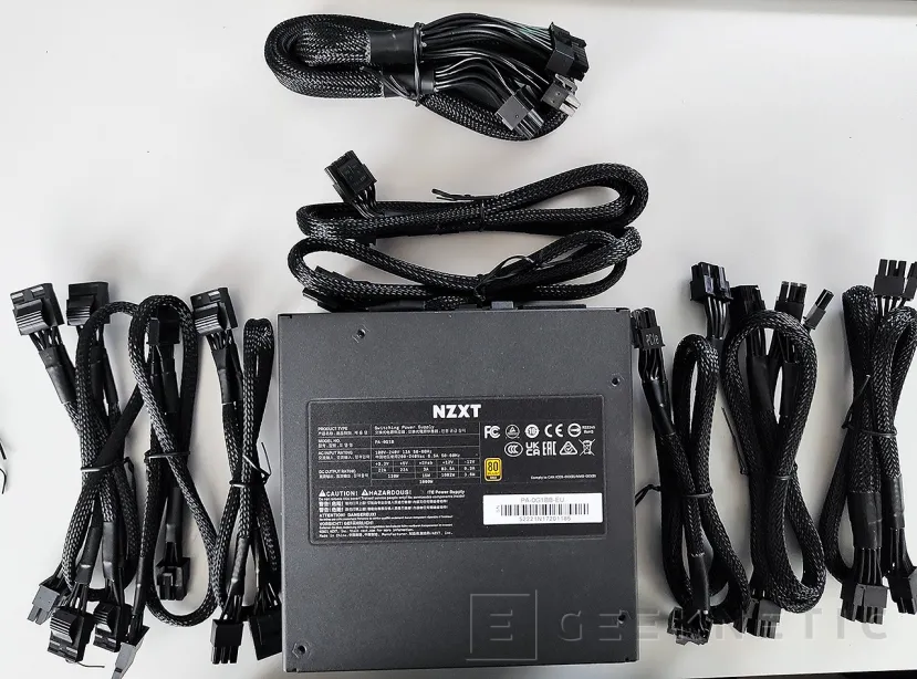 Geeknetic NZXT C1000 Gold Review 11