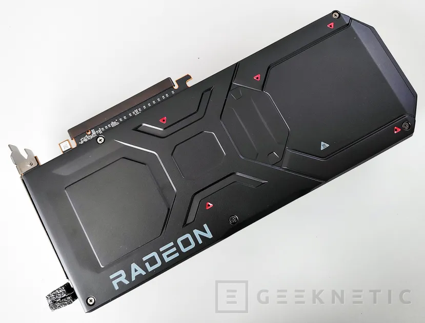 Geeknetic AMD Radeon RX 7900 XTX Review 19