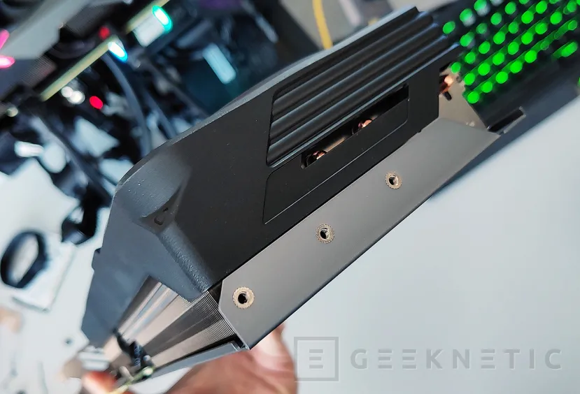 Geeknetic GIGABYTE NVIDIA GeForce RTX 4070 Ti Gaming OC 12G Review 7