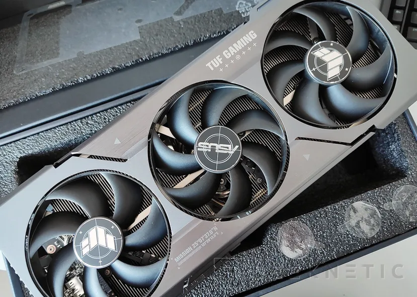 Geeknetic ASUS TUF Gaming AMD Radeon RX 7900 XTX OC Edition Review 2