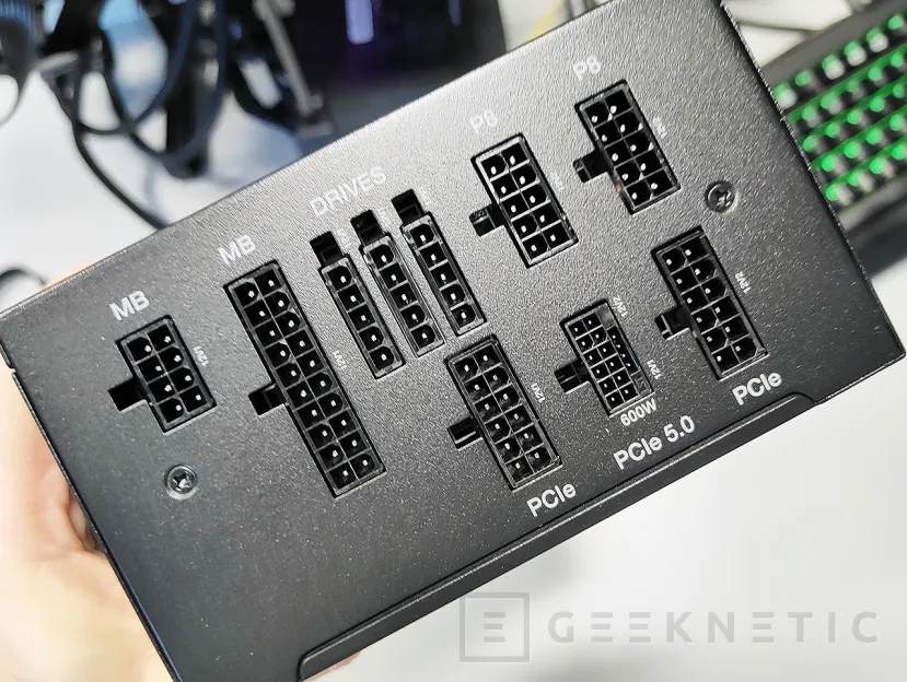 Geeknetic be quiet! Pure Power 12 M 1000W Review 9