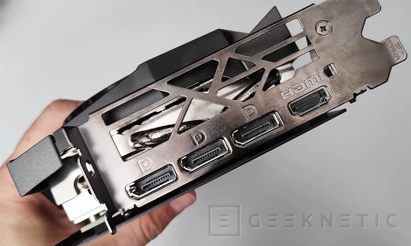 Geeknetic MSI NVIDIA GeForce RTX 4070 Gaming X trio Review 17