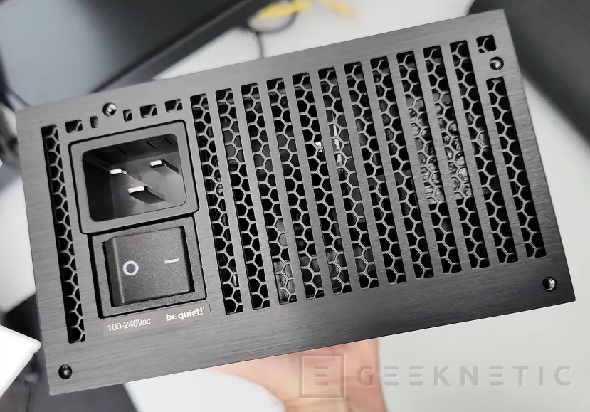 Geeknetic Be quiet! Dark Power Pro 13 1300W Review 9