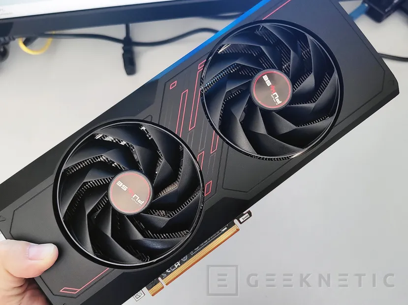 Geeknetic Sapphire PULSE AMD Radeon RX 7700 XT Review 9