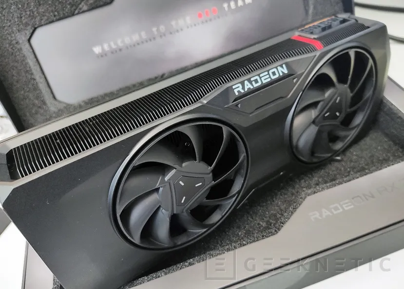 Geeknetic AMD Radeon RX 7800 XT Review 13