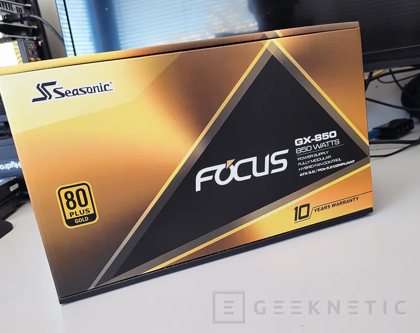 Geeknetic Seasonic Focus GX-850 ATX3 Review 1