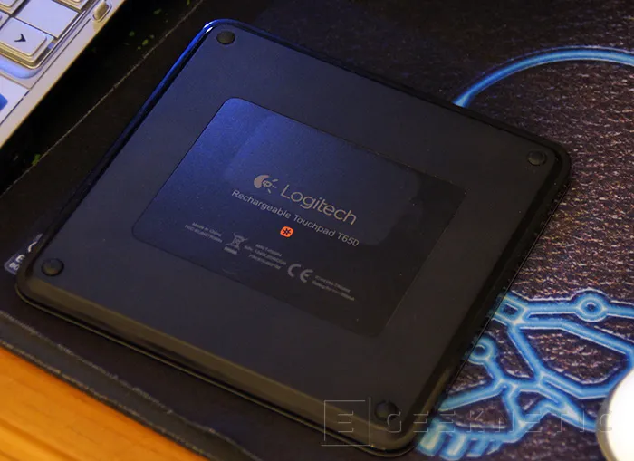 Geeknetic Logitech Wireless Rechargeable Touchpad T650 9