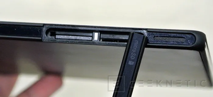 Geeknetic Sony Xperia Tablet Z 8