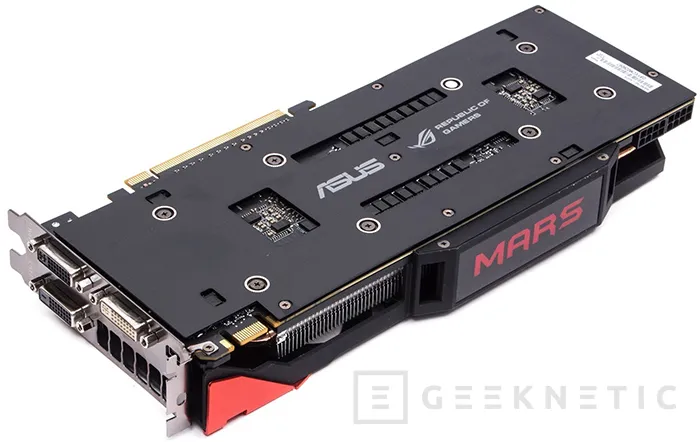 Geeknetic Montando un ordenador compacto Gaming. 8