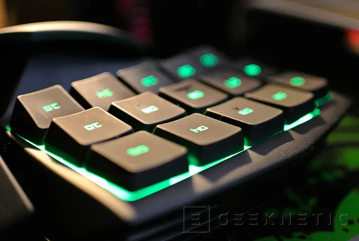 Geeknetic Razer Tartarus Gaming Keypad 9