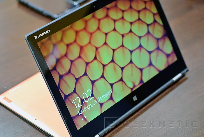 Geeknetic Lenovo Yoga 2 Pro 6