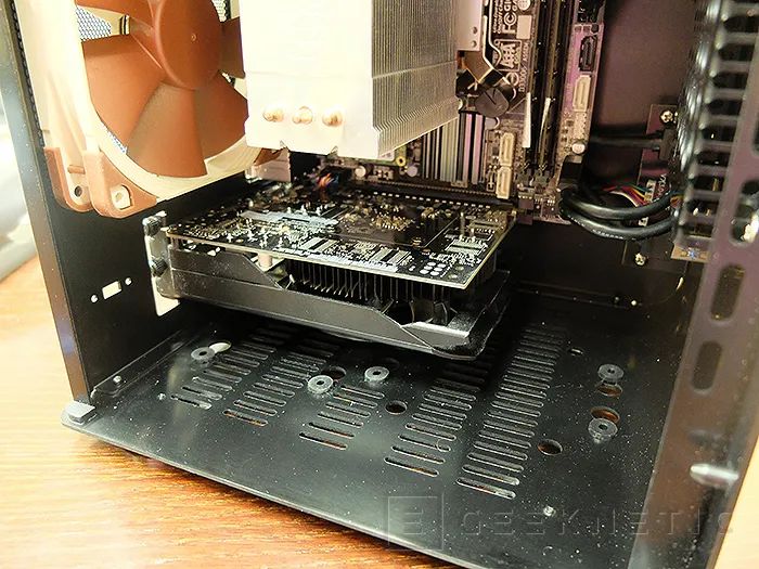 Geeknetic ITX Stealth: creando un equipo compacto y silencioso 13