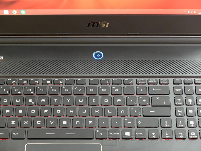 Geeknetic Portatil Gaming ultraligero MSI GS60 Ghost 13