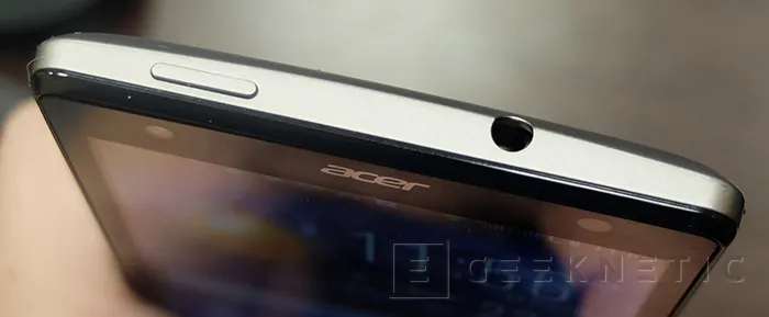 Geeknetic Smartphone Acer Liquid E3 Duo (E380) 9