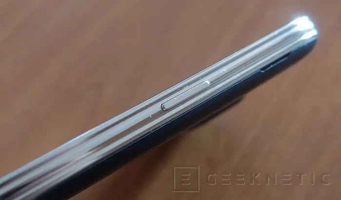 Geeknetic Samsung Galaxy S5 LTE-A Prime 6