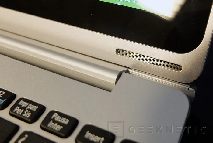 Geeknetic Acer Aspire Switch 10 10