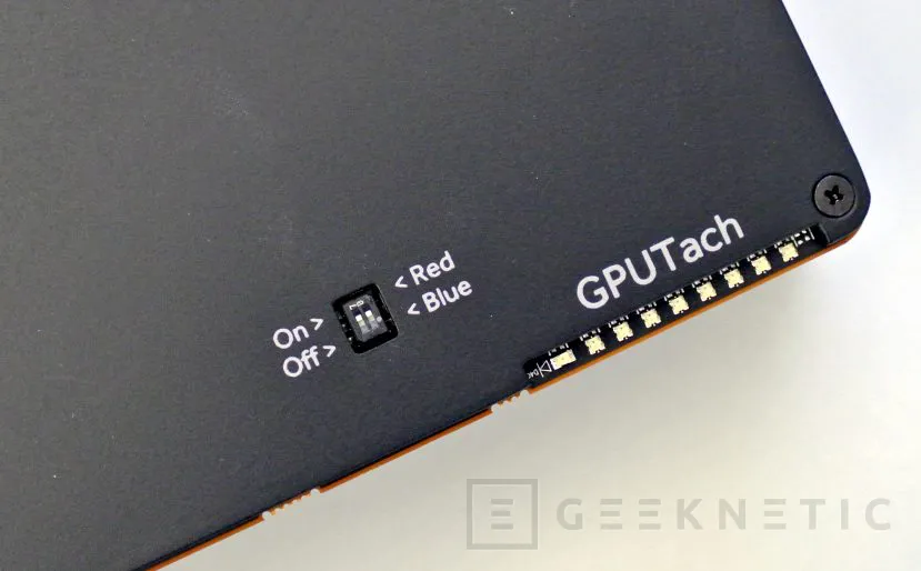 Geeknetic AMD Radeon RX Vega 64 Black Edition  13