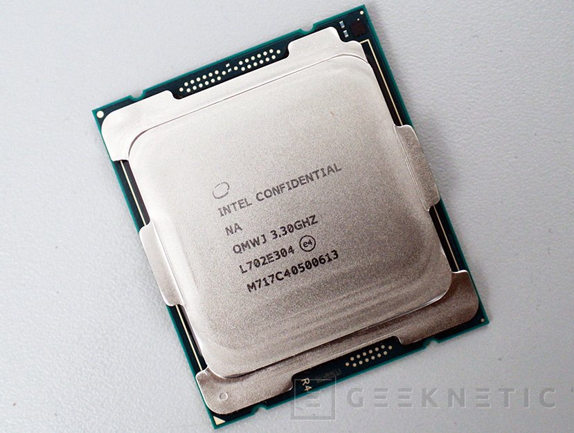 Intel Core i9-7900X SkyLake-X [Análisis Completo en Español]