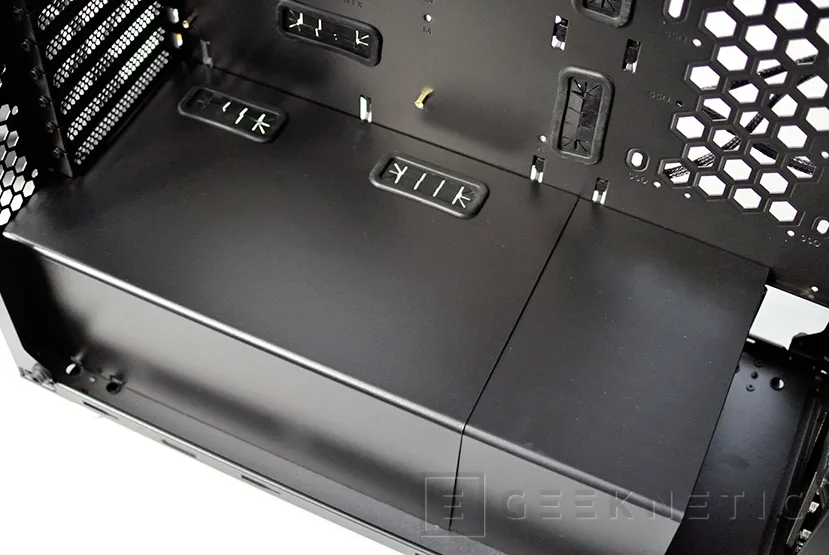 Nox Hummer TGX Fan RGB - Comprar caja para ordenador