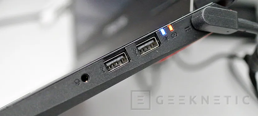 Geeknetic Acer Predator Helios 300 17” 7