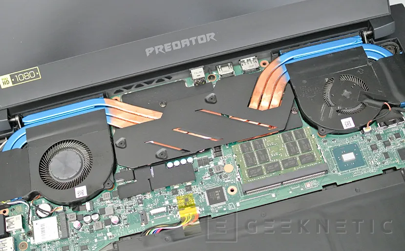Geeknetic Acer Predator Triton 700 10