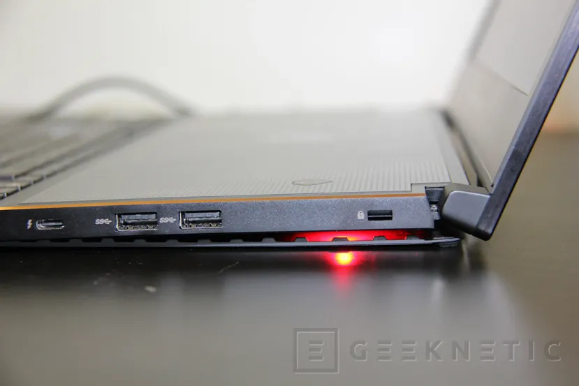 Geeknetic Nvidia Max-Q, la revolución del portátil gaming ligero 10