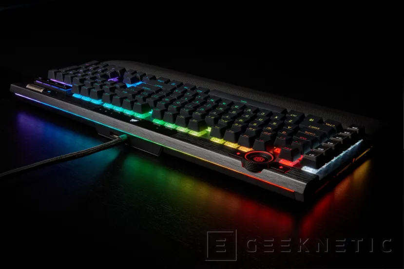 Geeknetic Corsair lanza su teclado de más alta gama: el K100 RGB con hasta 4000 Hz, rueda de control iCUE y opción a interruptores mecánicos u ópticos 1
