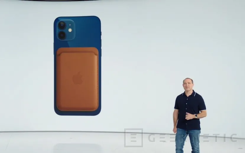 Geeknetic Apple lanza el  iPhone 12 con 5G, OLED y el nuevo SoC A14 Bionic a 5nm 8