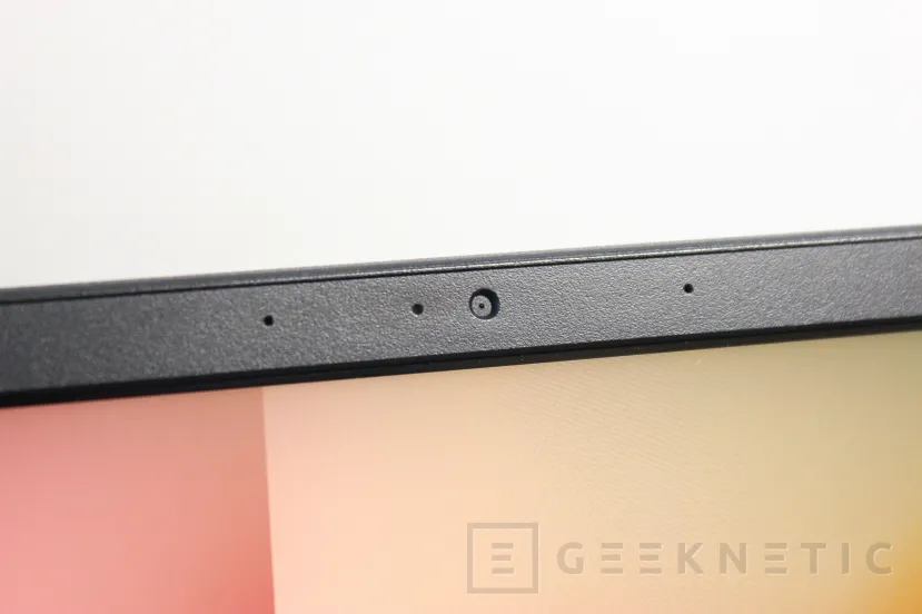 Geeknetic ASUS Vivobook S14 S433EA Review 9
