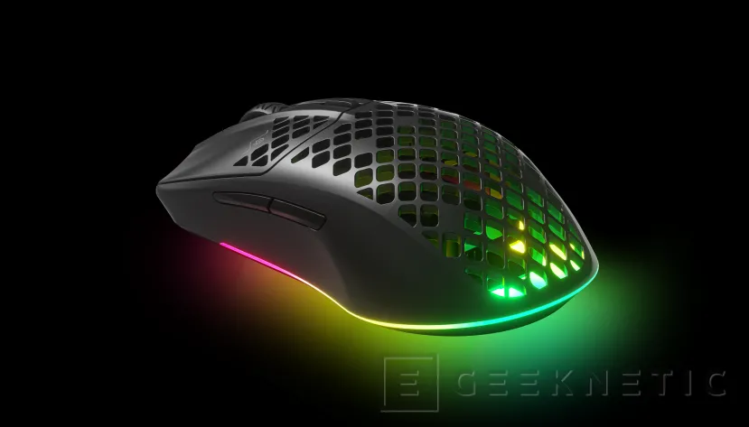 Geeknetic Hasta 200 horas de uso en el ratón inalámbrico SteelSeries Aerox 3 Wireless con iluminación RGB y solo 66 gramos de peso 1