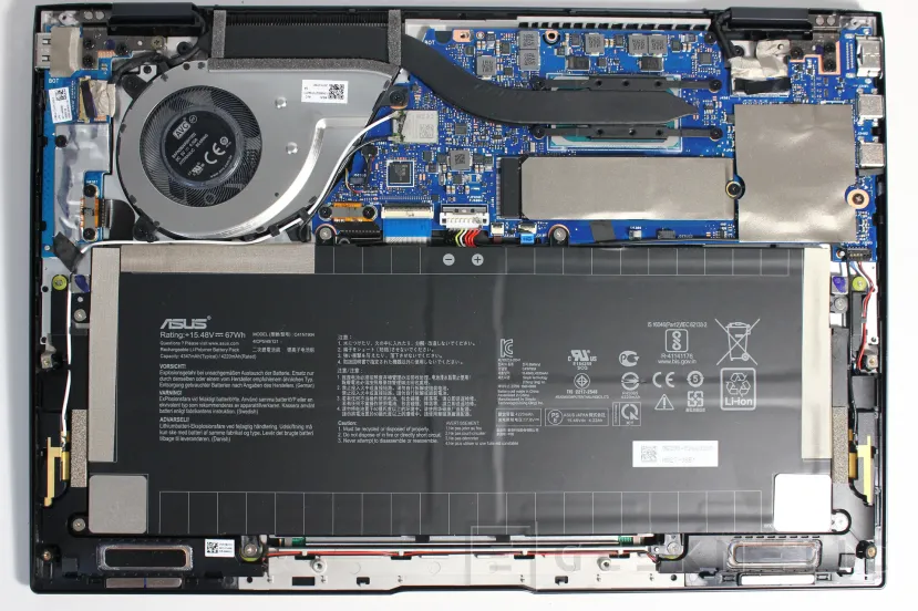 Geeknetic ASUS ZenBook Flip S UX371EA 15