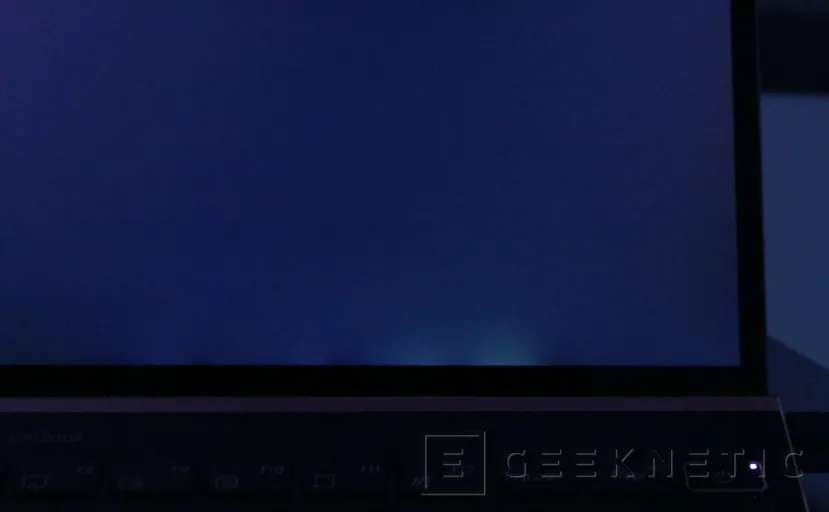 Geeknetic ASUS ZenBook S UX393 Review 20