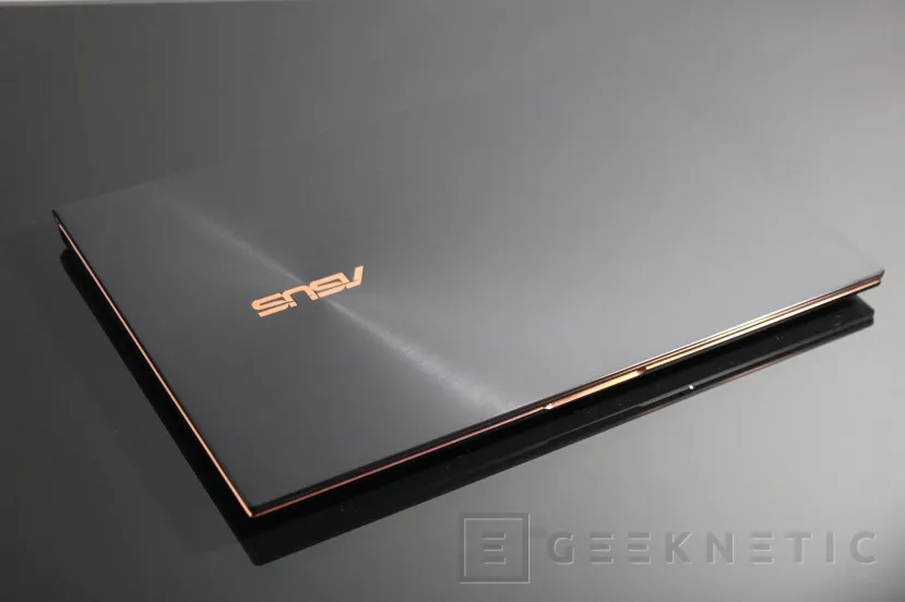 Geeknetic ASUS ZenBook S UX393 Review 4