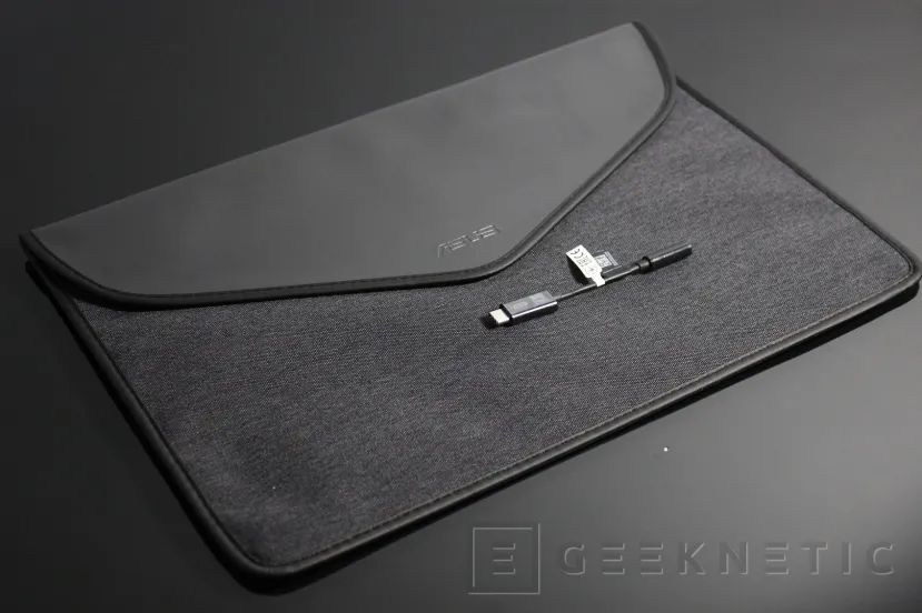 Geeknetic ASUS ZenBook S UX393 Review 3