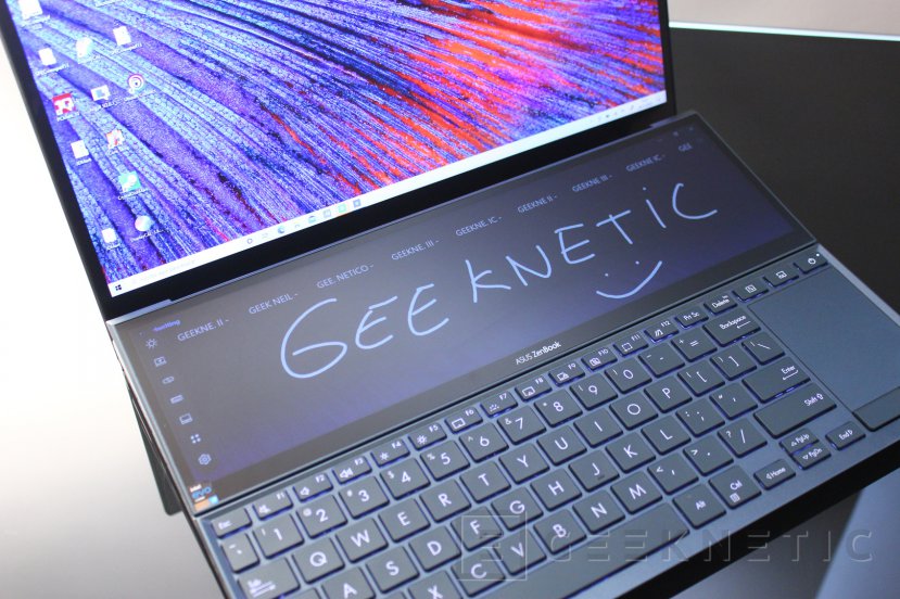 ASUS ZenBook Duo UX482E Review [Análisis Completo en Español]