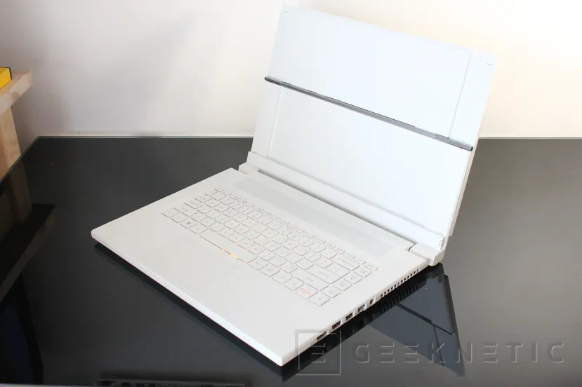 Geeknetic Acer ConceptD 7 Ezel: primeras impresiones 12