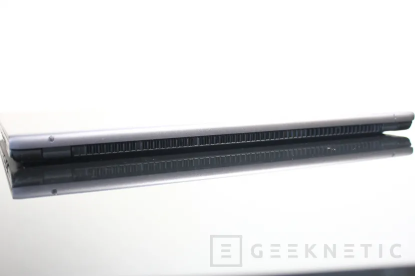 Geeknetic ASUS Vivobook S15 Review 5