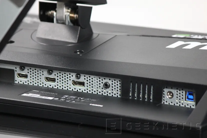 Geeknetic NVIDIA actualiza las vBIOS de las RTX 3080 Ti y RTX 3060 para evitar pantallazos blancos con algunos monitores 2