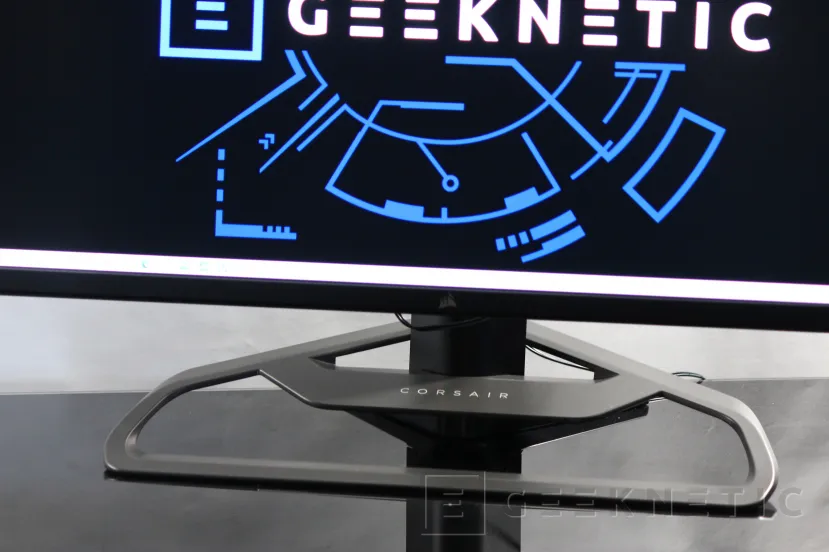 Geeknetic Corsair XENEON 32QHD165 Review 44