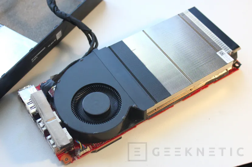 Geeknetic ASUS ROG Flow X13 con ROG XG Mobile RTX 3080 Review 18